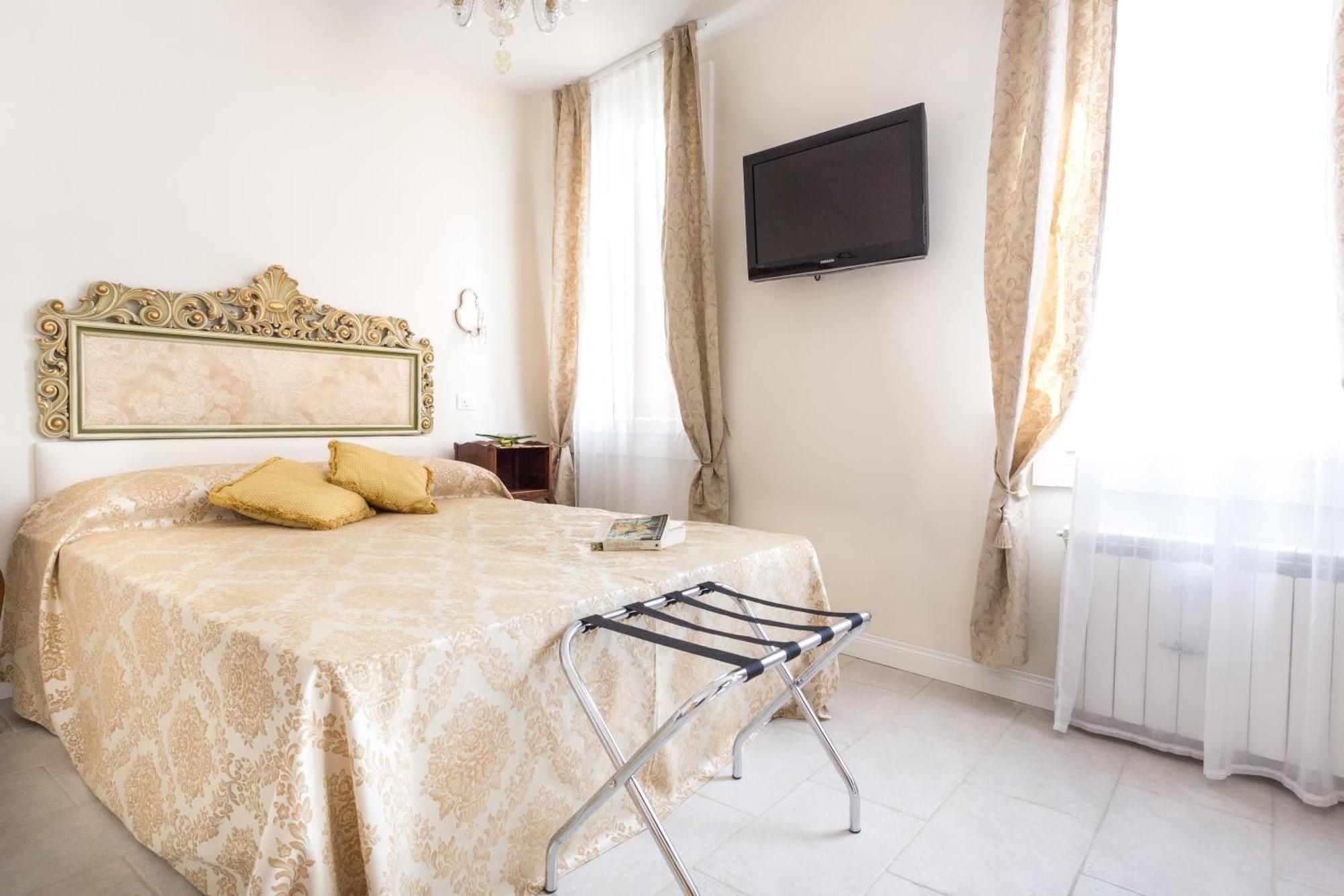 Michelle In Venice Charming Houses Zimmer foto