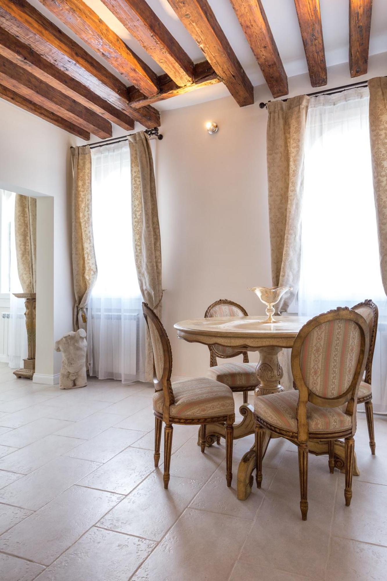 Michelle In Venice Charming Houses Zimmer foto